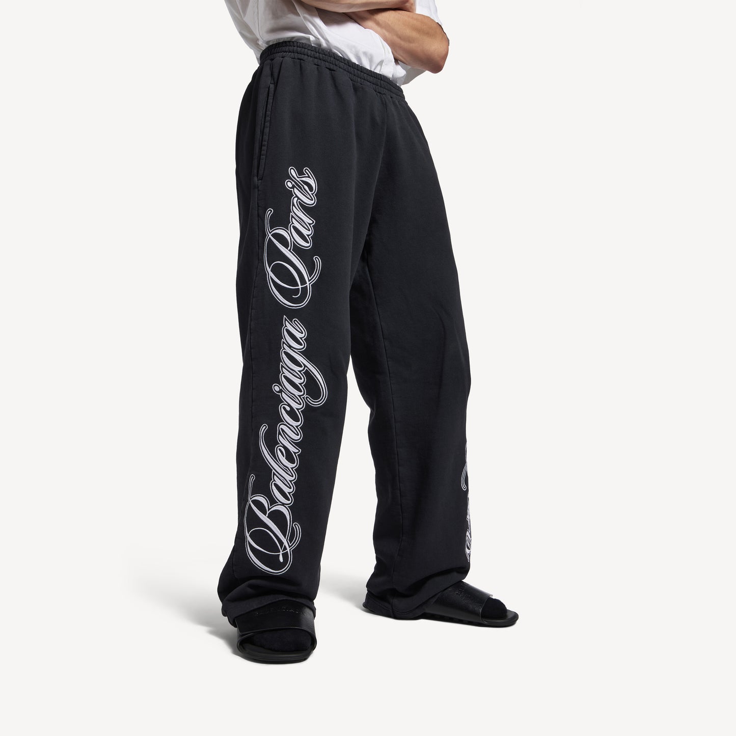 BALENCIAGA CURSIVE BAGGY PANTS