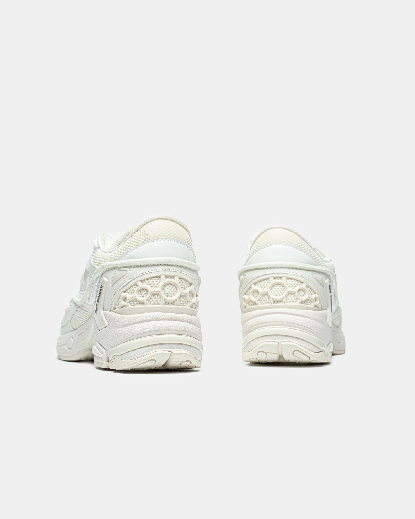 RAF SIMONS PHARAXUS SNEAKER IN WHITE/BEIGE