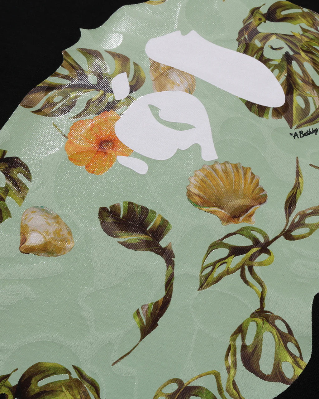 BAPE VACATION PATTERN APE HEAD RELAXED FIT TEE