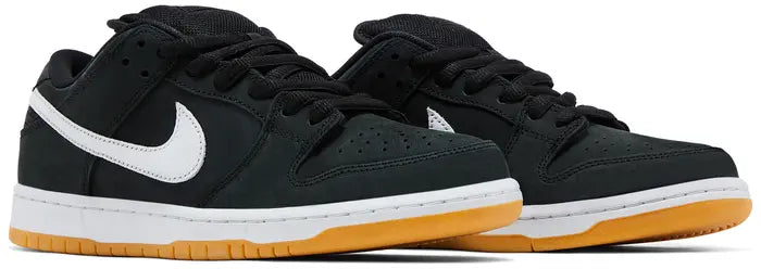 NIKE DUNK LOW SB “BLACK GUM”