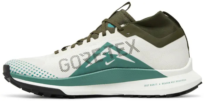 NIKE REACT PEGASUS TRAIL 4 GORE-TEX “LIGHT BONE CARGO KHAKI”