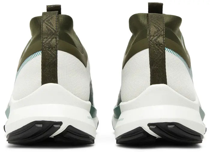 NIKE REACT PEGASUS TRAIL 4 GORE-TEX “LIGHT BONE CARGO KHAKI”