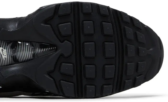 NIKE AIR MAX 95 X FUTURE MOVEMENT "SKETCH WITH THE PAST"