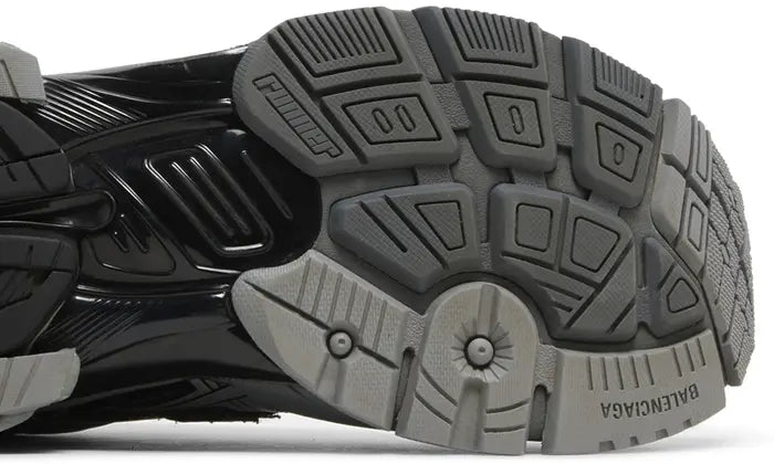 BALENCIAGA RUNNER SNEAKER IN 'DARK GREY BLACK'