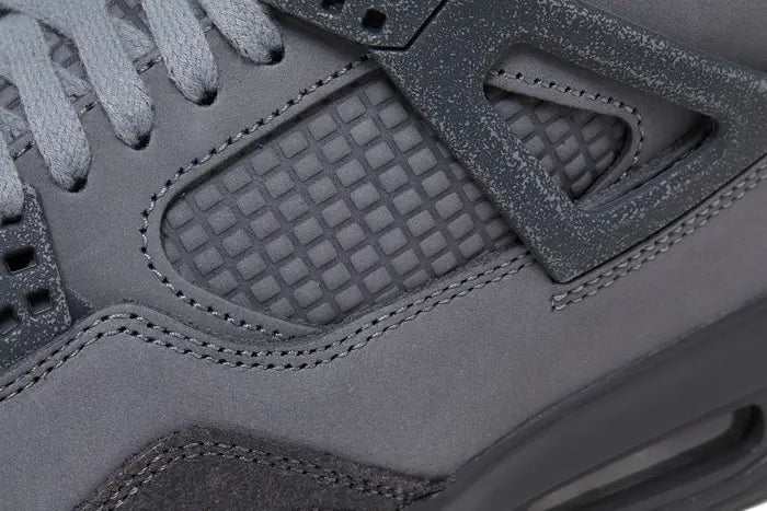 AIR JORDAN 4 RETRO SE “WET CEMENT”