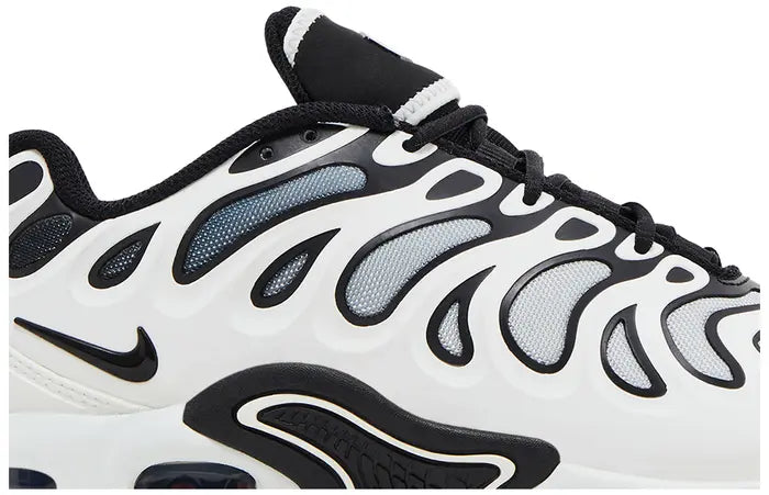 NIKE AIR MAX PLUS DRIFT “PANDA”