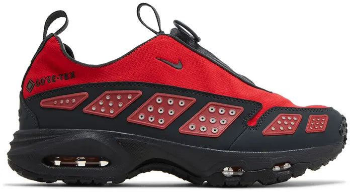 NIKE AIR SUNDER MAX GORE-TEX “HYPER CRIMSON”