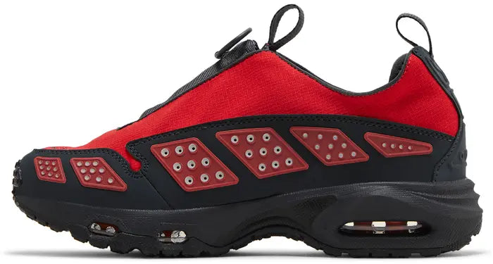 NIKE AIR SUNDER MAX GORE-TEX “HYPER CRIMSON”