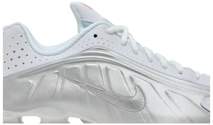 NIKE SHOX R4 'WHITE METALLIC SILVER' 2024