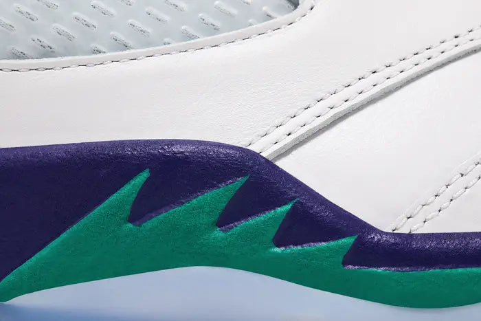 AIR JORDAN 5 RETRO ’GRAPE’ 2025