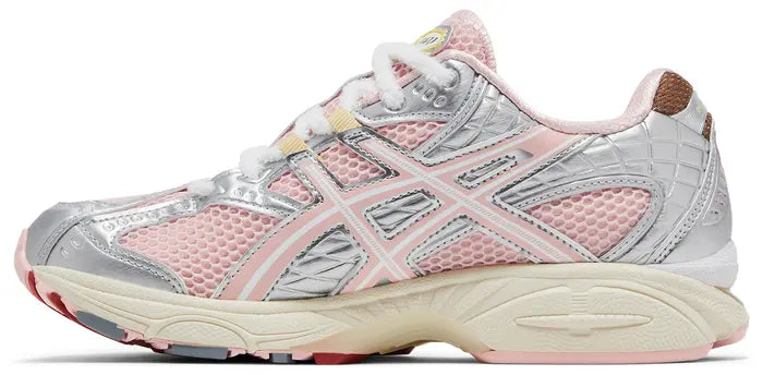VANDYTHEPINK X ATMOS X ASICS GEL NIMBUS 10.1 'STRAWBERRY'