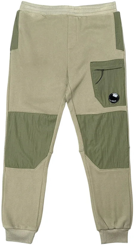 C.P. COMPANY DIAGONAL FLEECE MIXED UTILITY PANTS KHAKI
