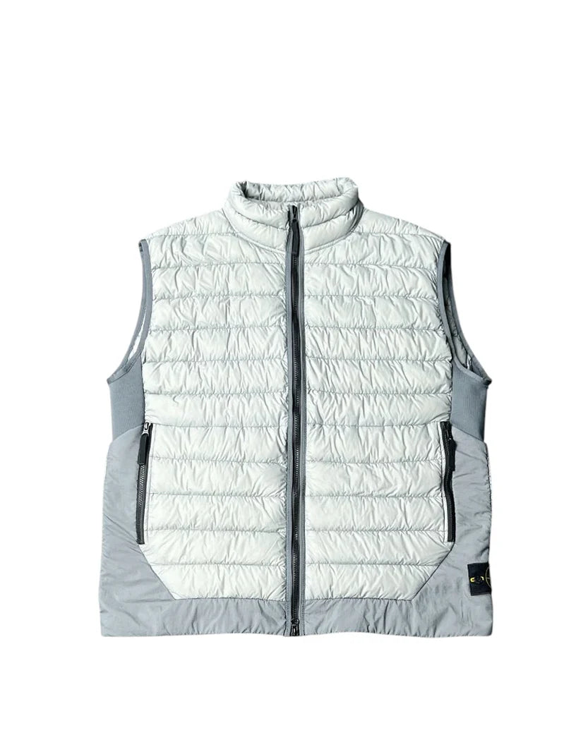 STONE ISLAND GARMENT DYED MICRO YARN DOWN GILET LIGHT GREY