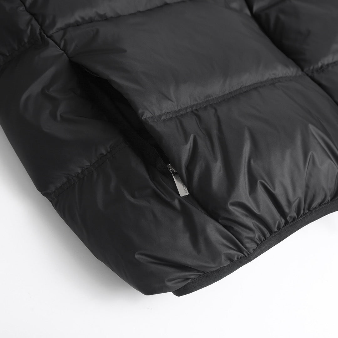 MONCLER POITEVIN HOODED SHORT DOWN JACKET