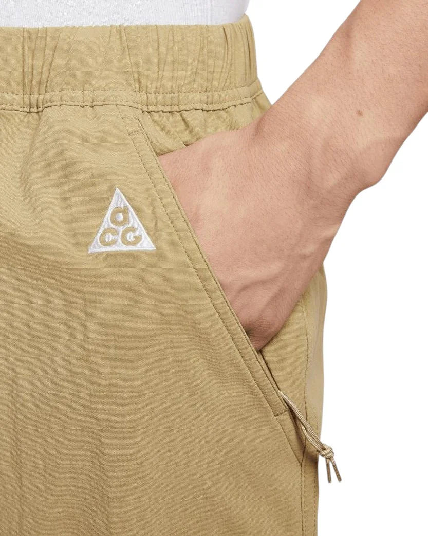 NIKE ACG HIKE SHORTS KHAKI