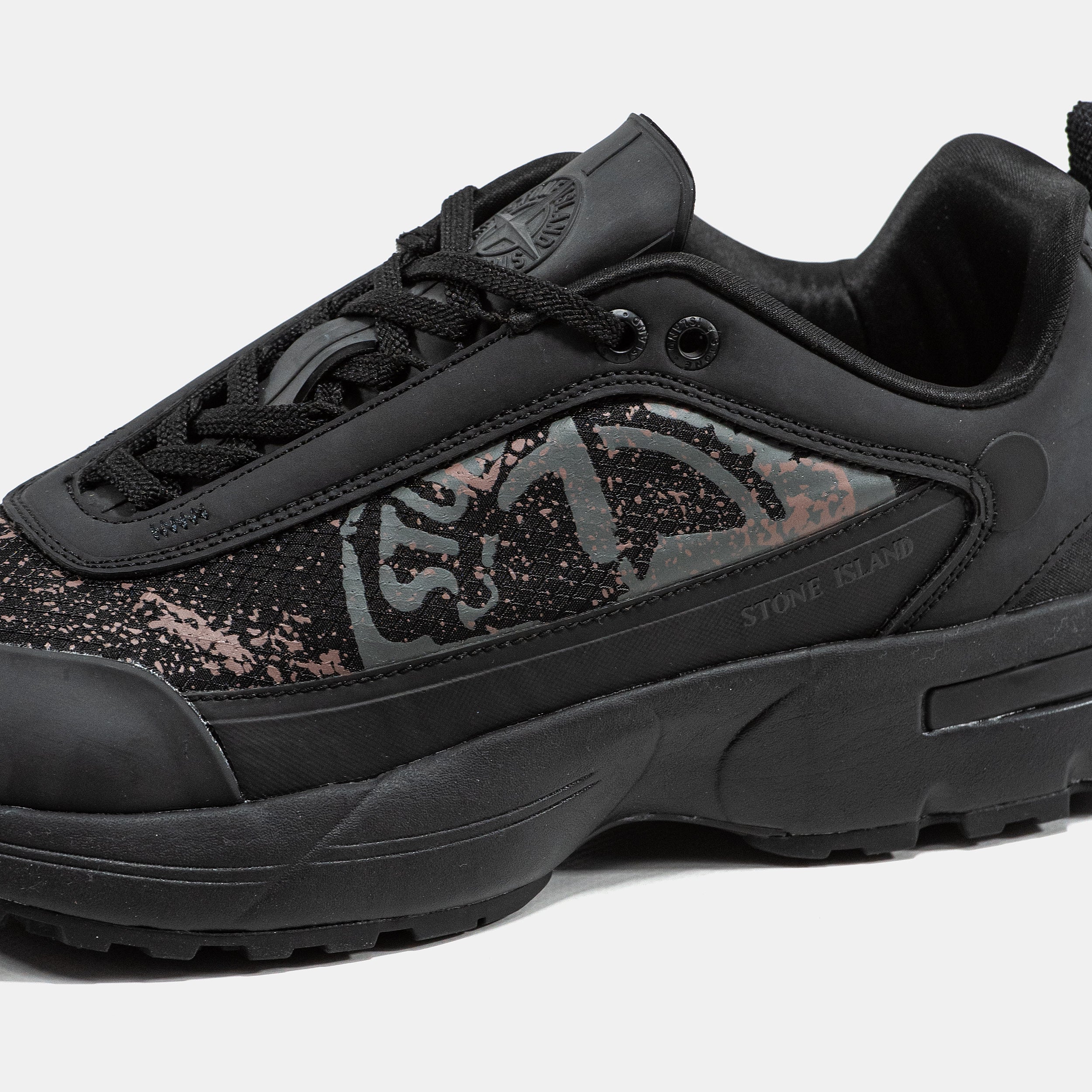 STONE ISLAND GRIME SNEAKERS IN "ALL BLACK"