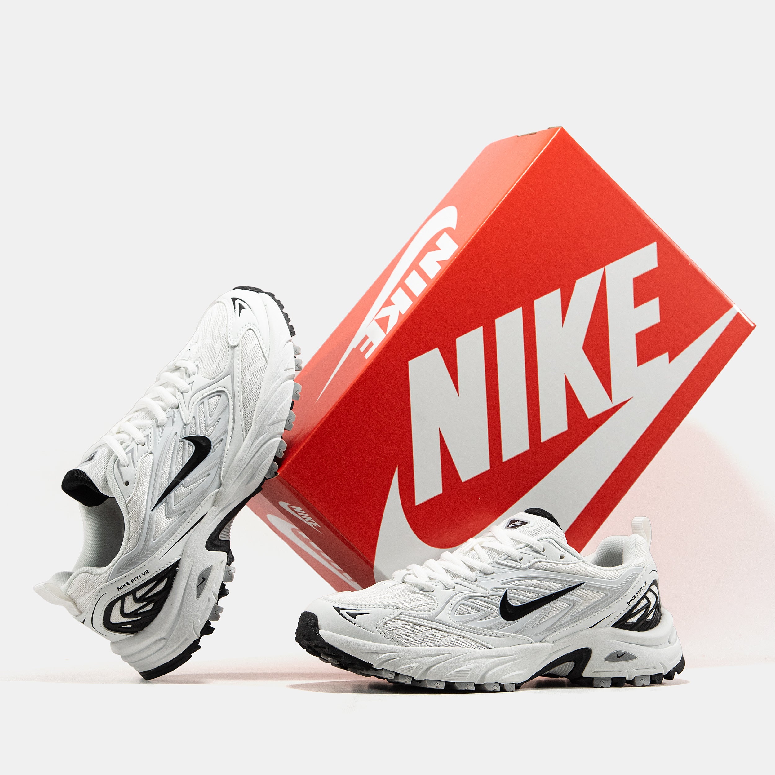 NIKE FIYI V2 IN WHITE