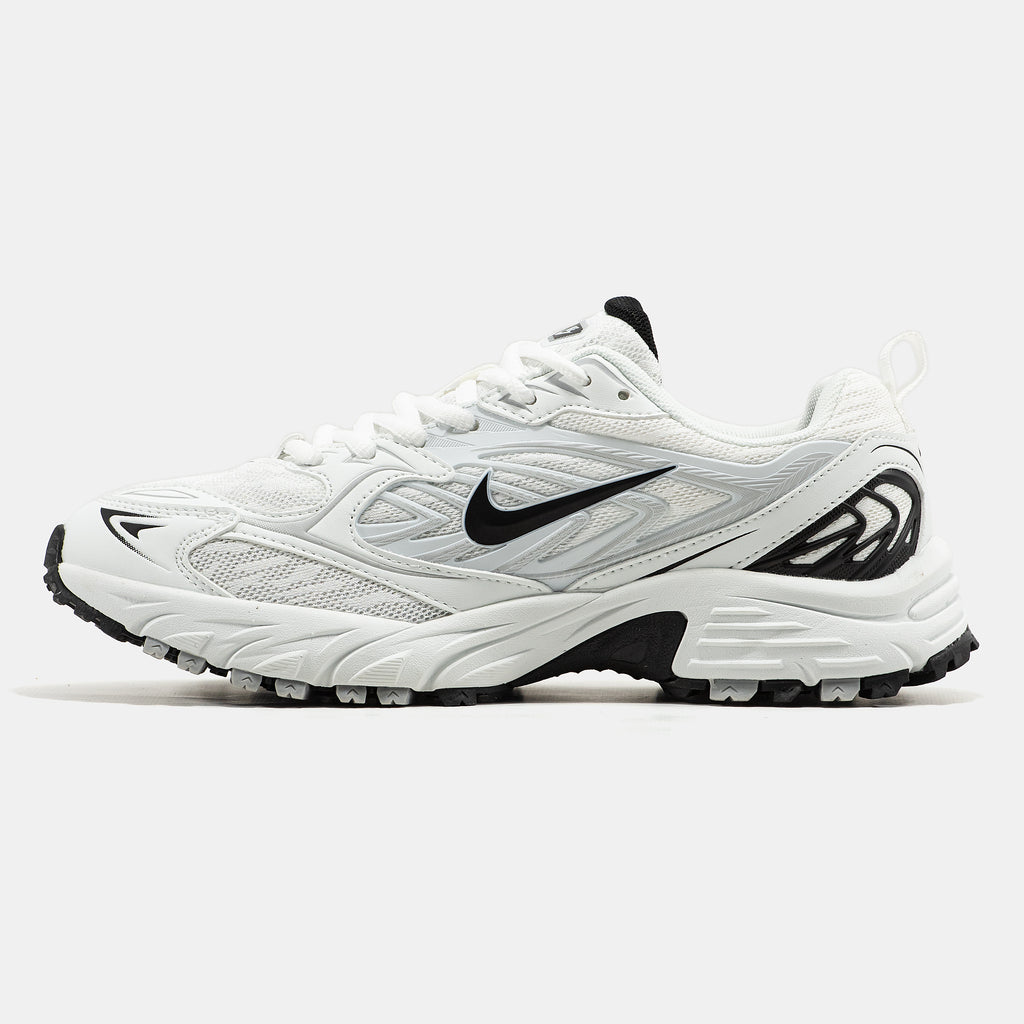 NIKE FIYI V2 IN WHITE