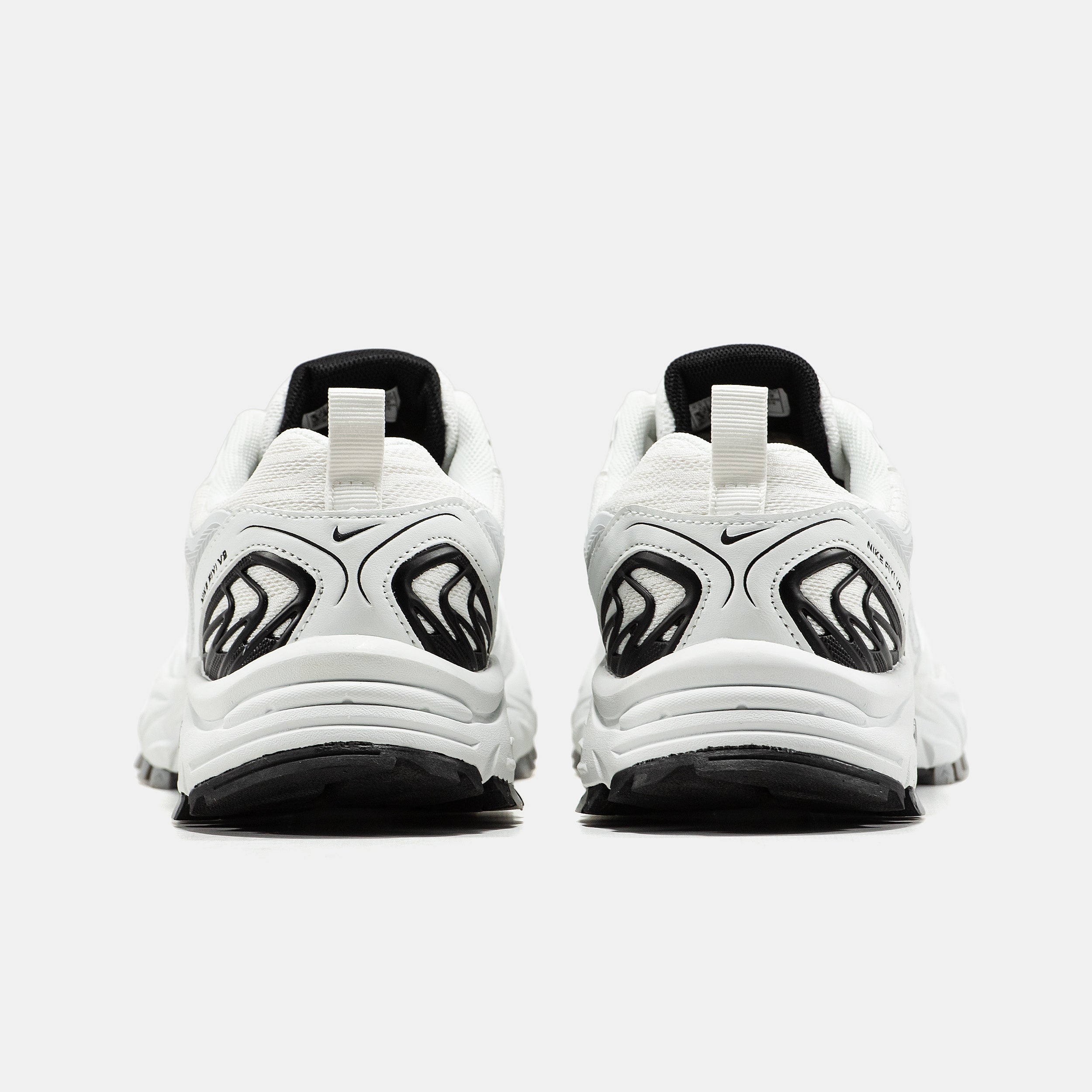 NIKE FIYI V2 IN WHITE