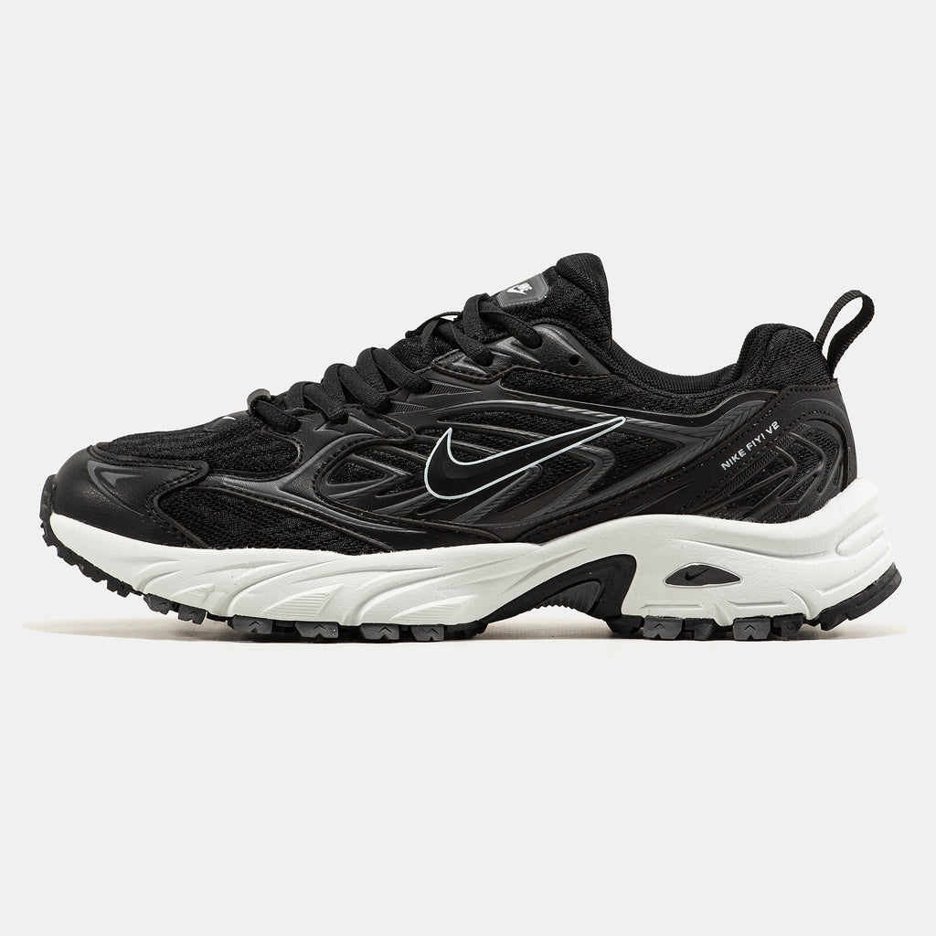 NIKE FIYI V2 IN BLACK/WHITE