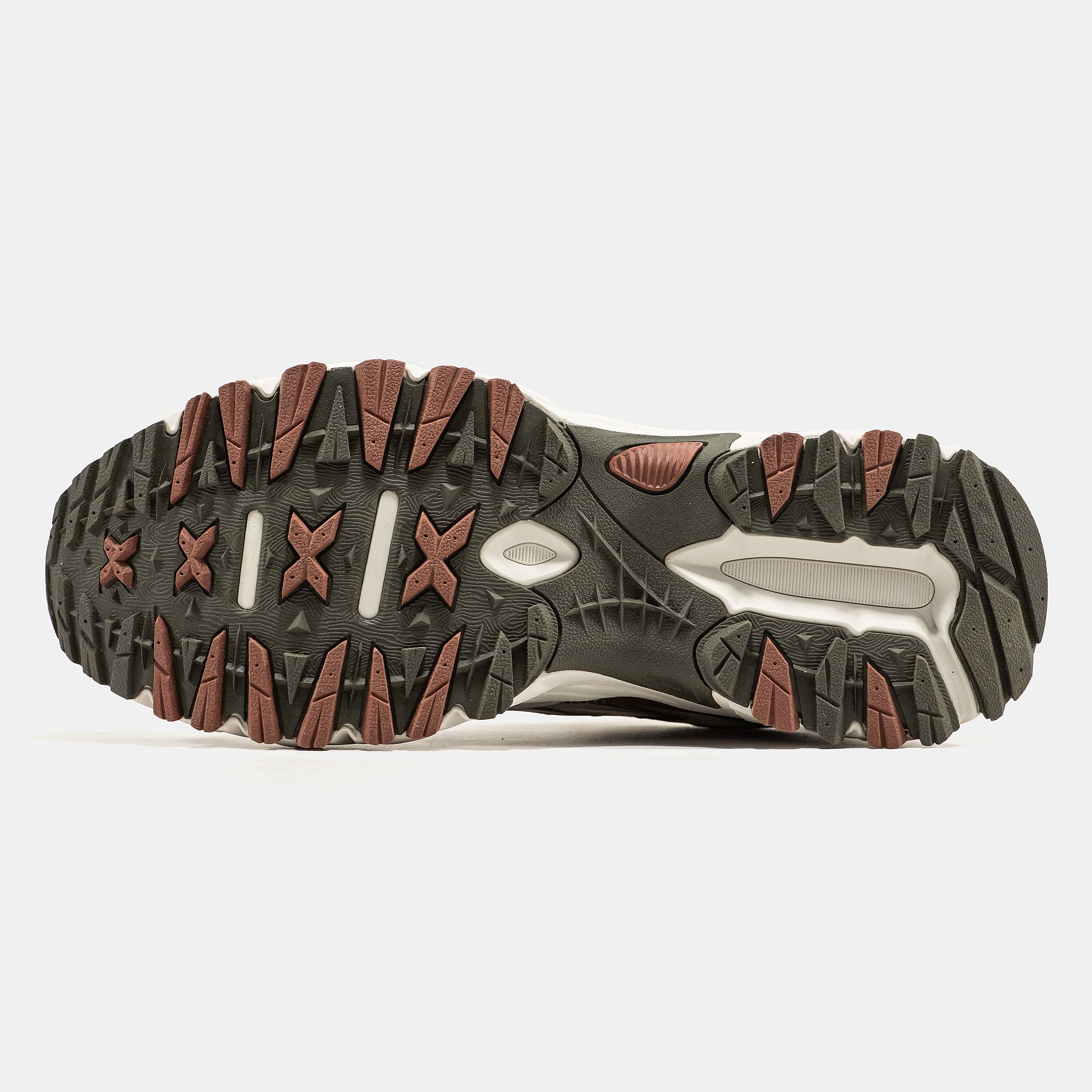 NIKE FIYI V2 IN BEIGE/BROWN