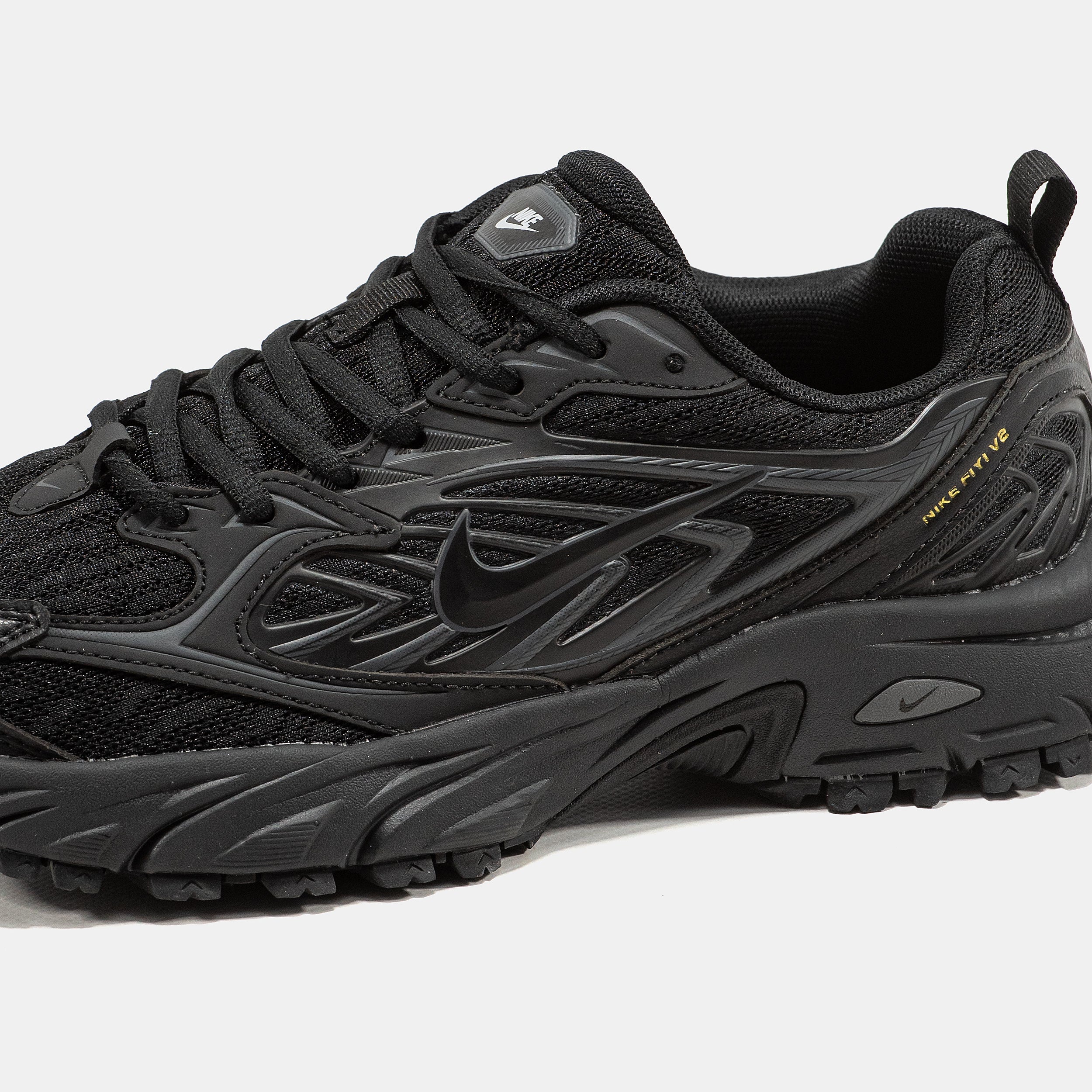NIKE FIYI V2 IN ALL BLACK