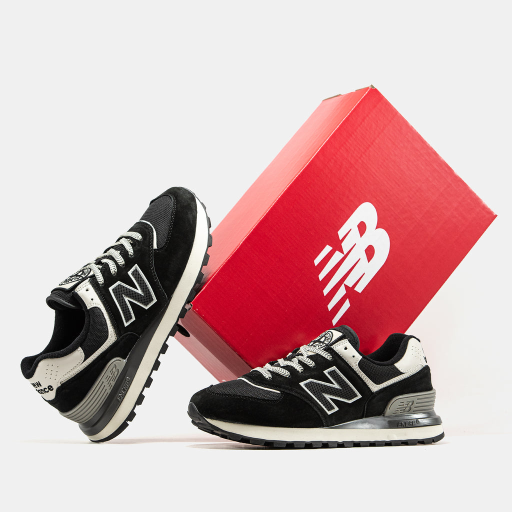 STONE ISLAND X NEW BALANCE 574 IN BLACK/WHITE