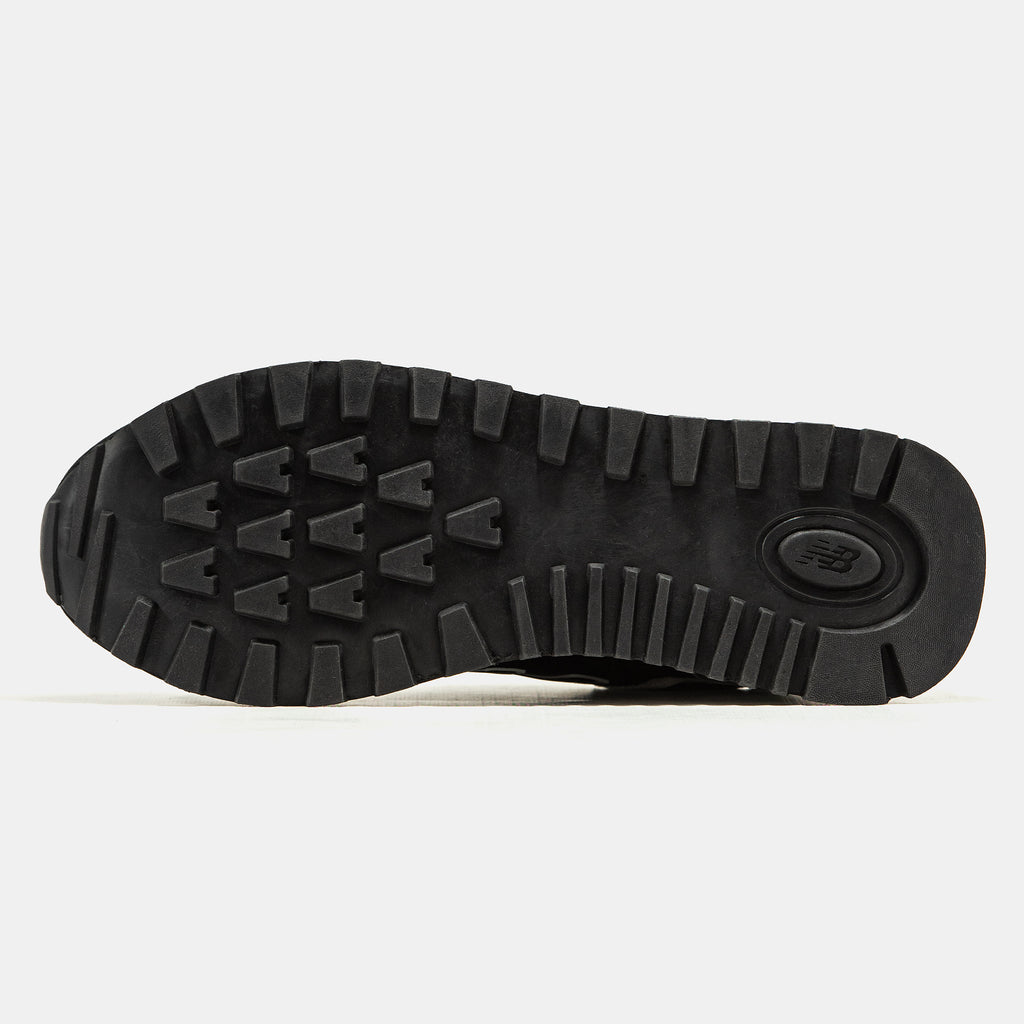 STONE ISLAND X NEW BALANCE 574 IN BLACK/WHITE