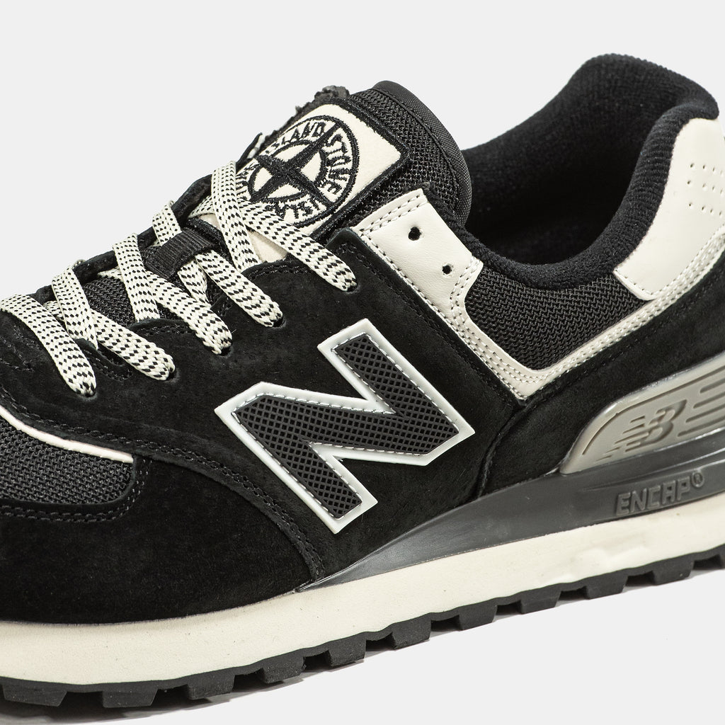 STONE ISLAND X NEW BALANCE 574 IN BLACK/WHITE