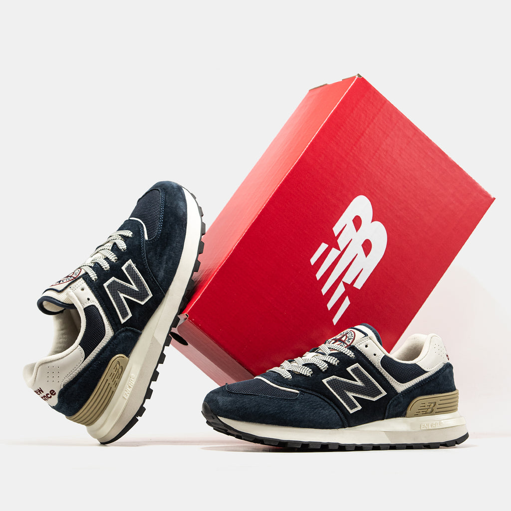 STONE ISLAND X NEW BALANCE 574 IN NAVY/WHITE