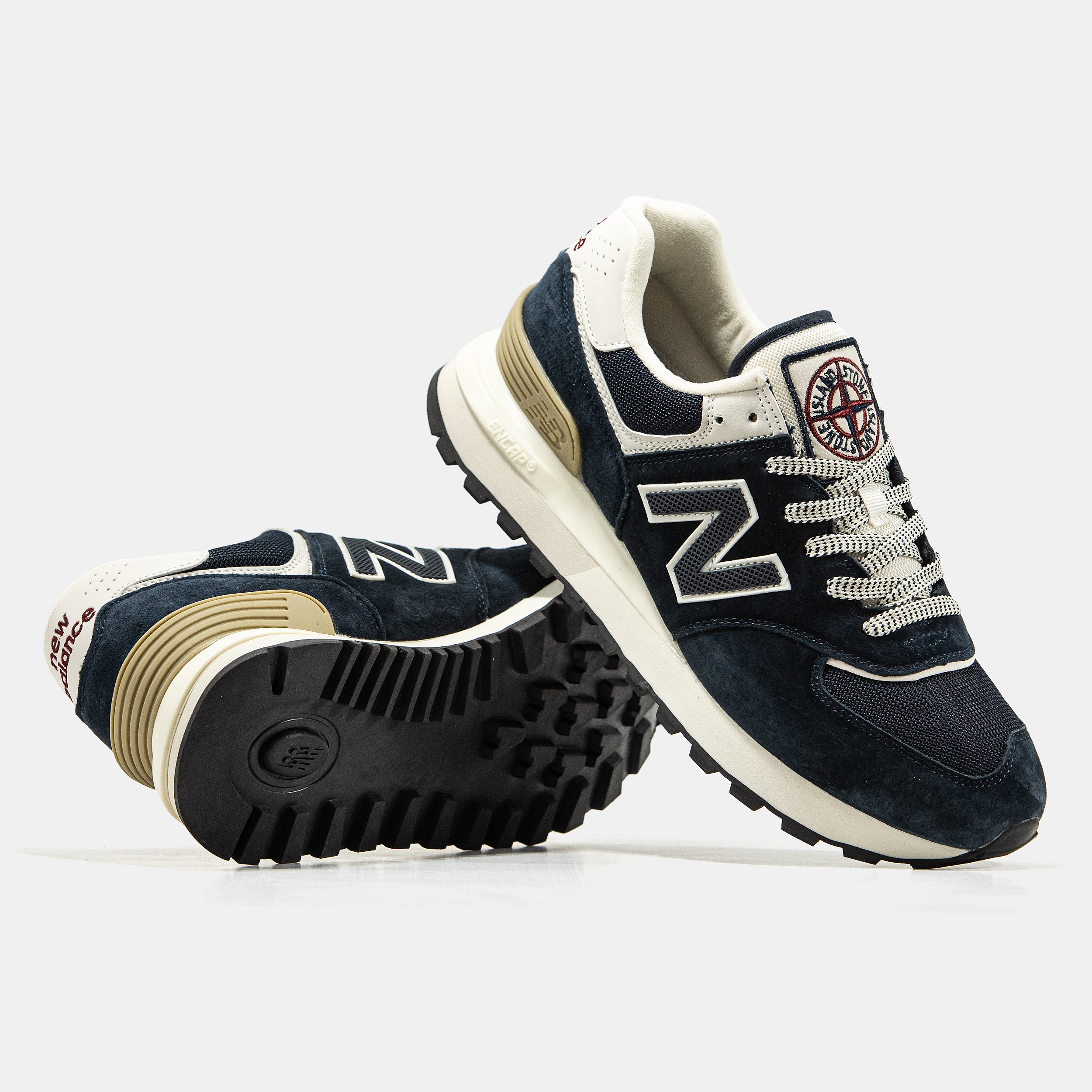 STONE ISLAND X NEW BALANCE 574 IN NAVY/WHITE
