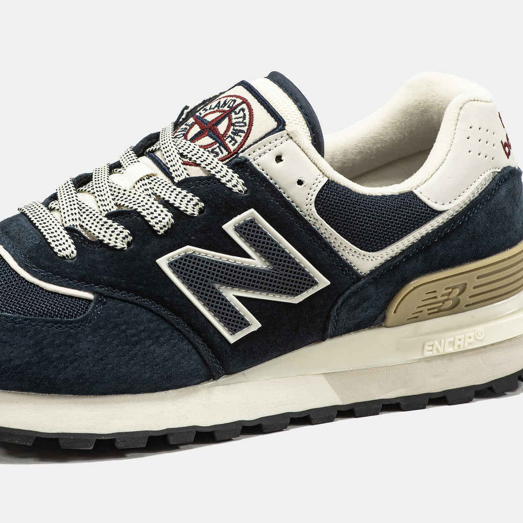 STONE ISLAND X NEW BALANCE 574 IN NAVY/WHITE