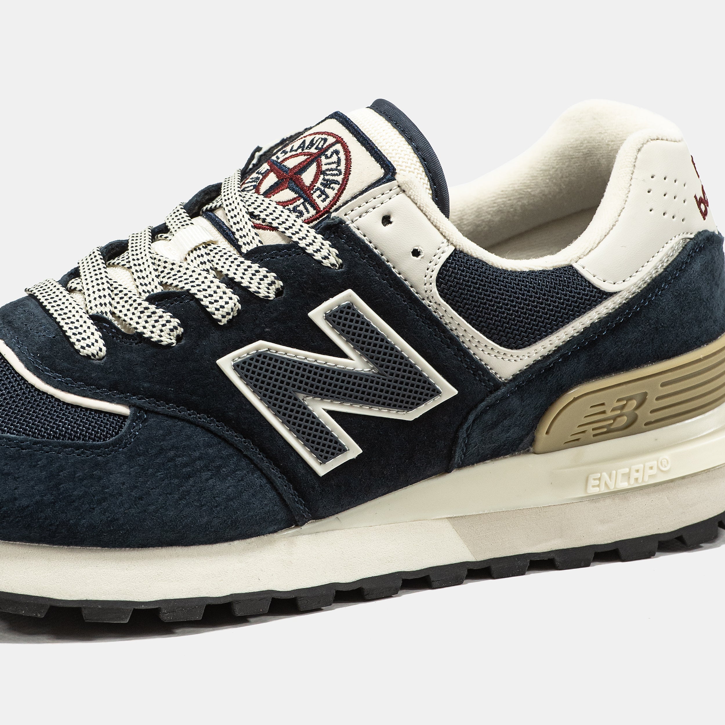 STONE ISLAND X NEW BALANCE 574 IN NAVY/WHITE