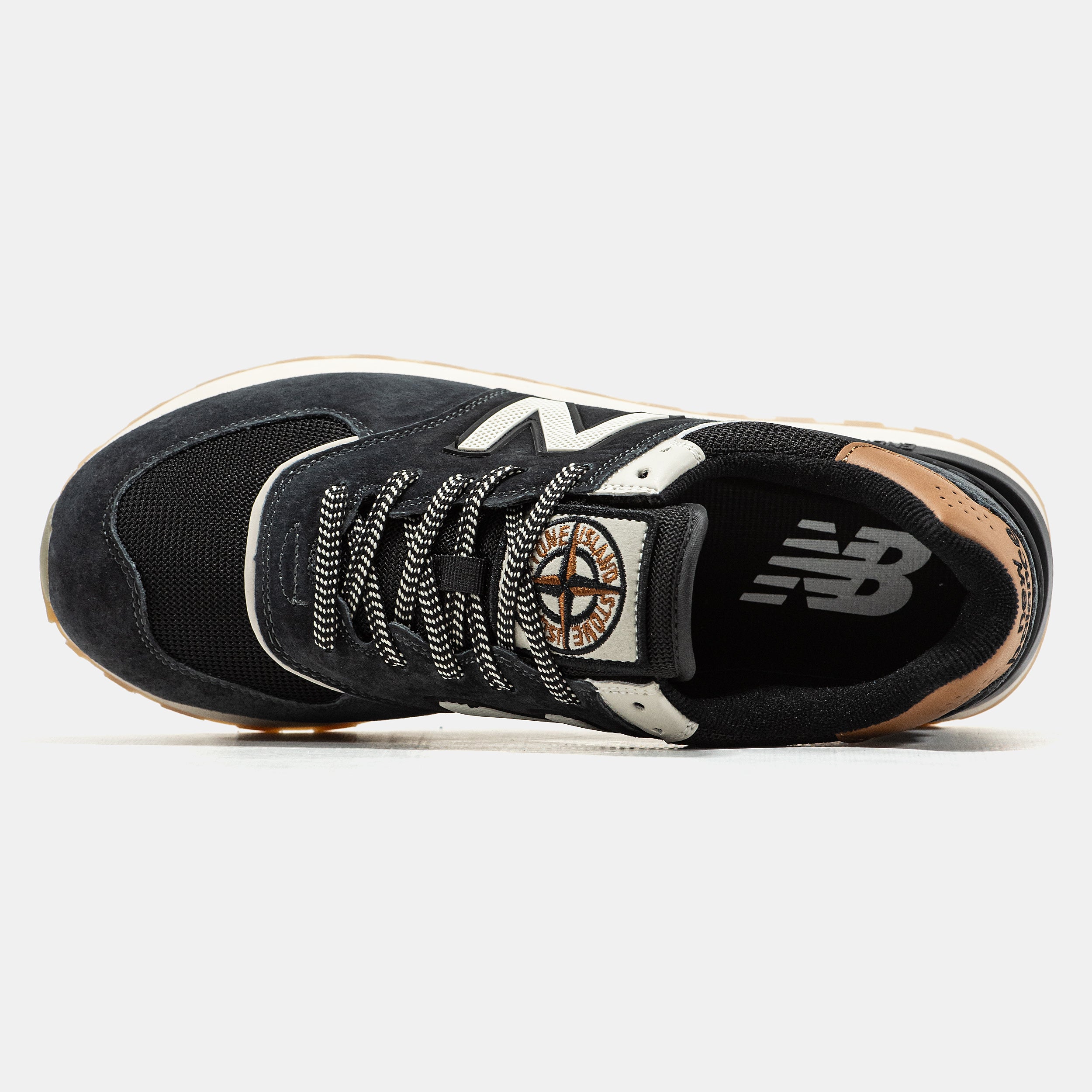 STONE ISLAND X NEW BALANCE 574 IN BLACK/GUM