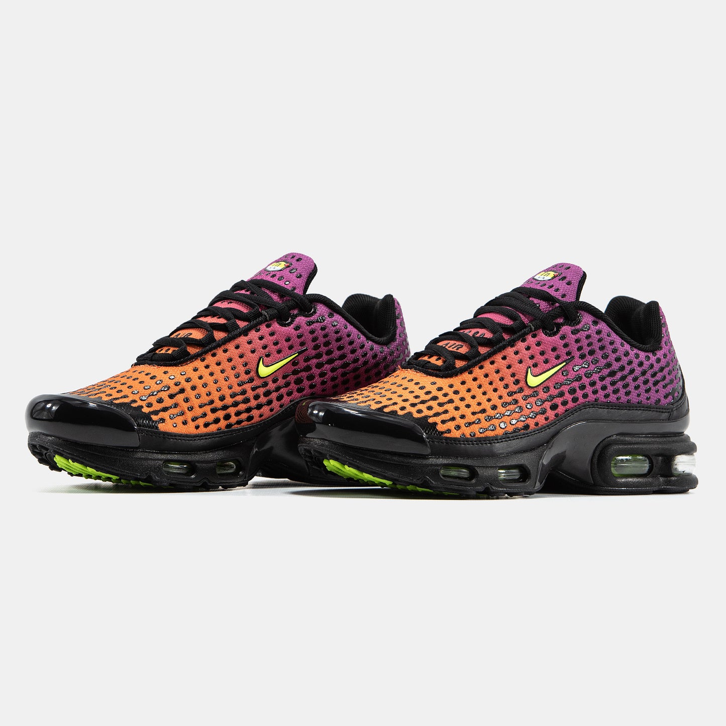 NIKE AIR MAX PLUS VII DUSK