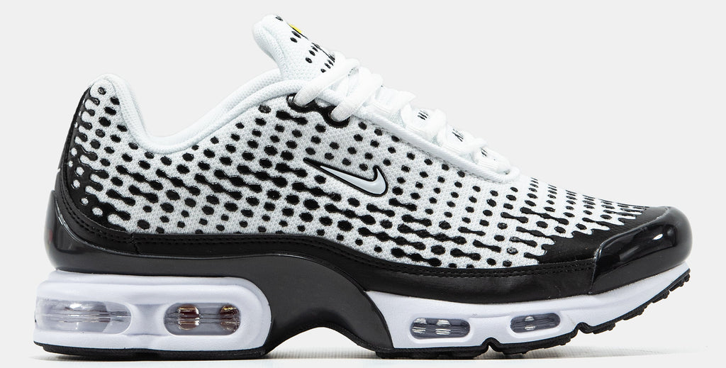 NIKE AIR MAX PLUS VII IN WHITE/BLACK