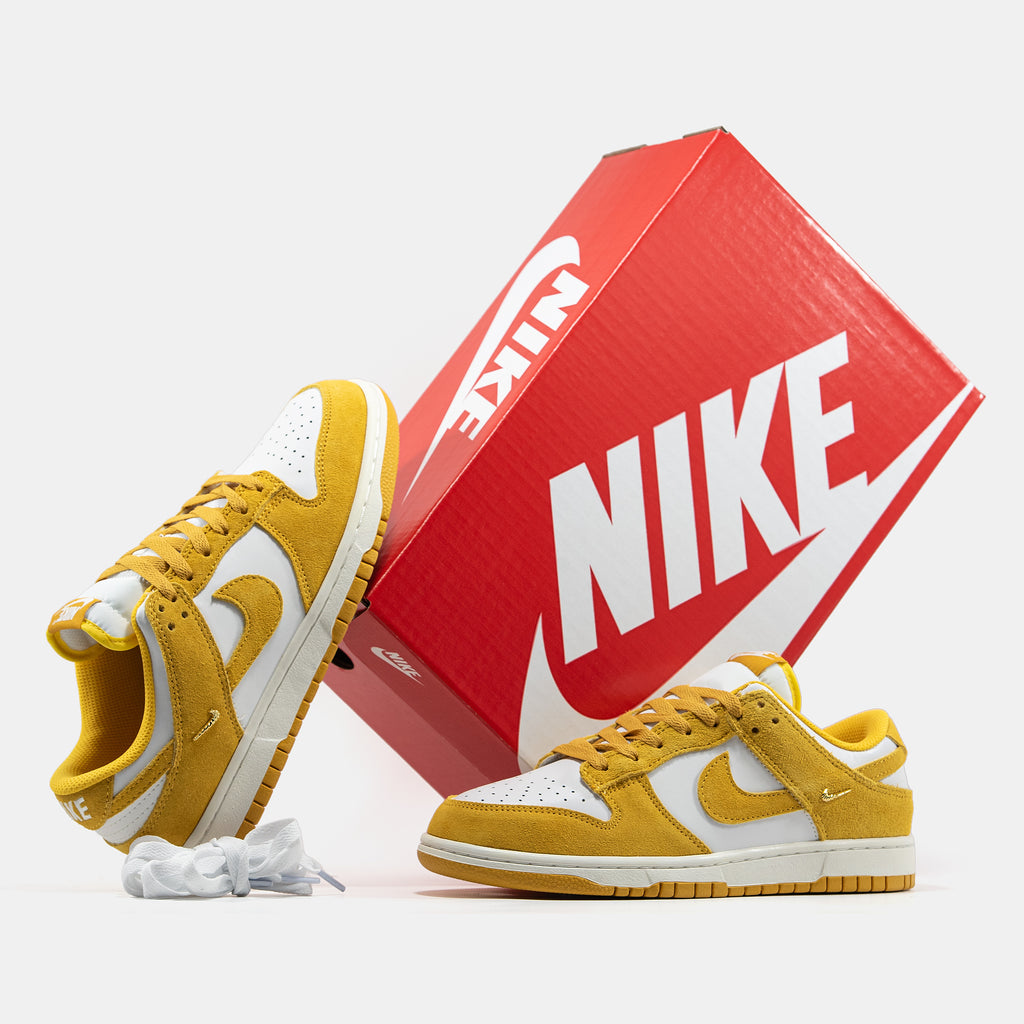 NIKE SB DUNK LOW IN YELLOW/WHITE