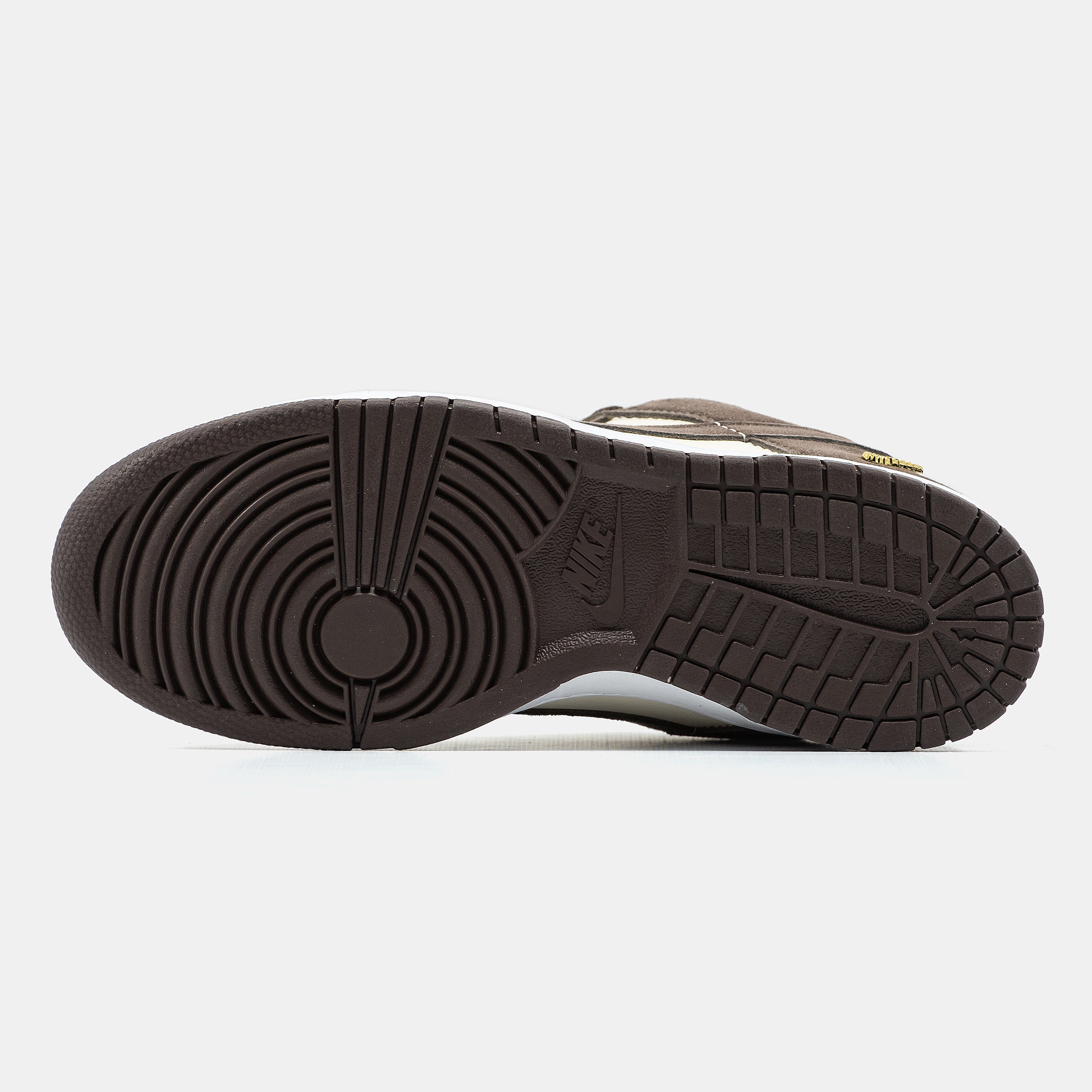 NIKE SB DUNK LOW IN BROWN/BEIGE