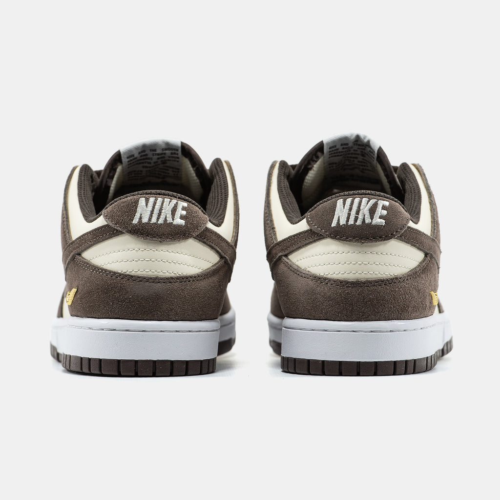 NIKE SB DUNK LOW IN BROWN/BEIGE