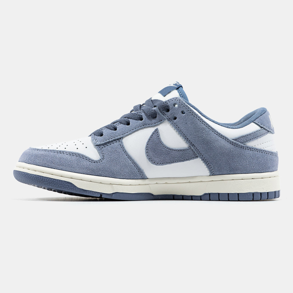 NIKE SB DUNK LOW IN SKY BLUE/WHITE