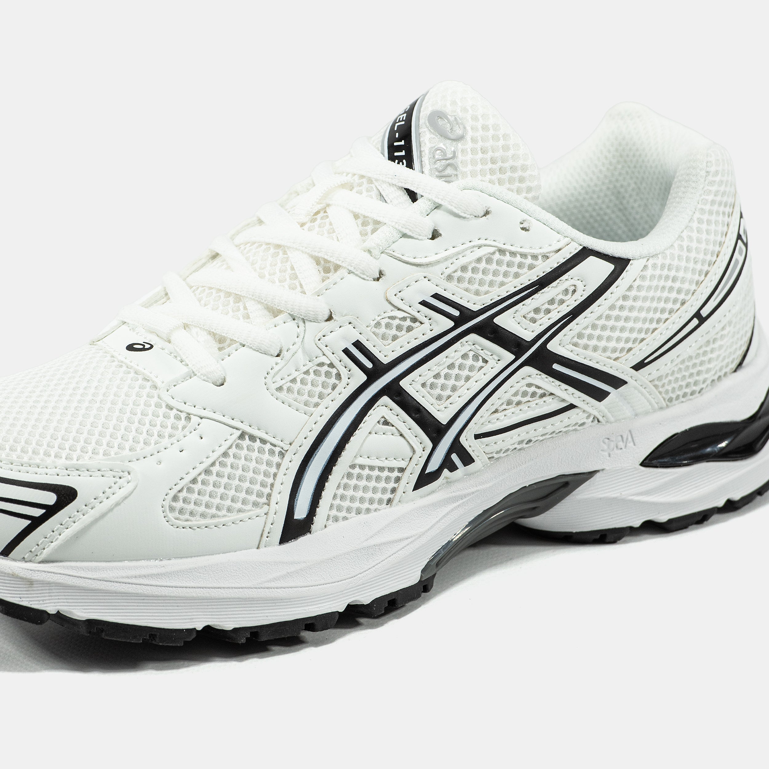 ASICS GEL-1130 IN WHITE/BLACK