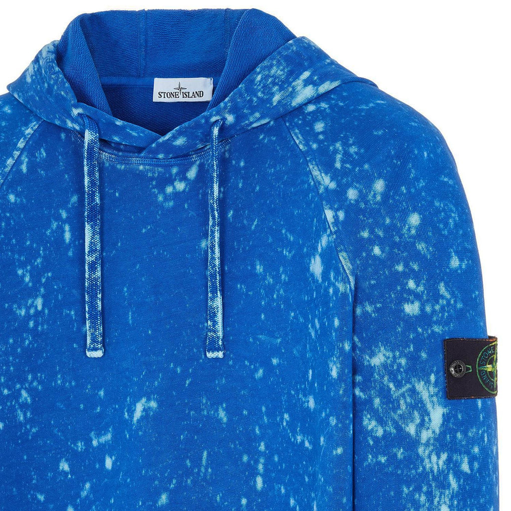 STONE ISLAND OFF-DYE COTTON FLEECE HOODIE IN BLUE