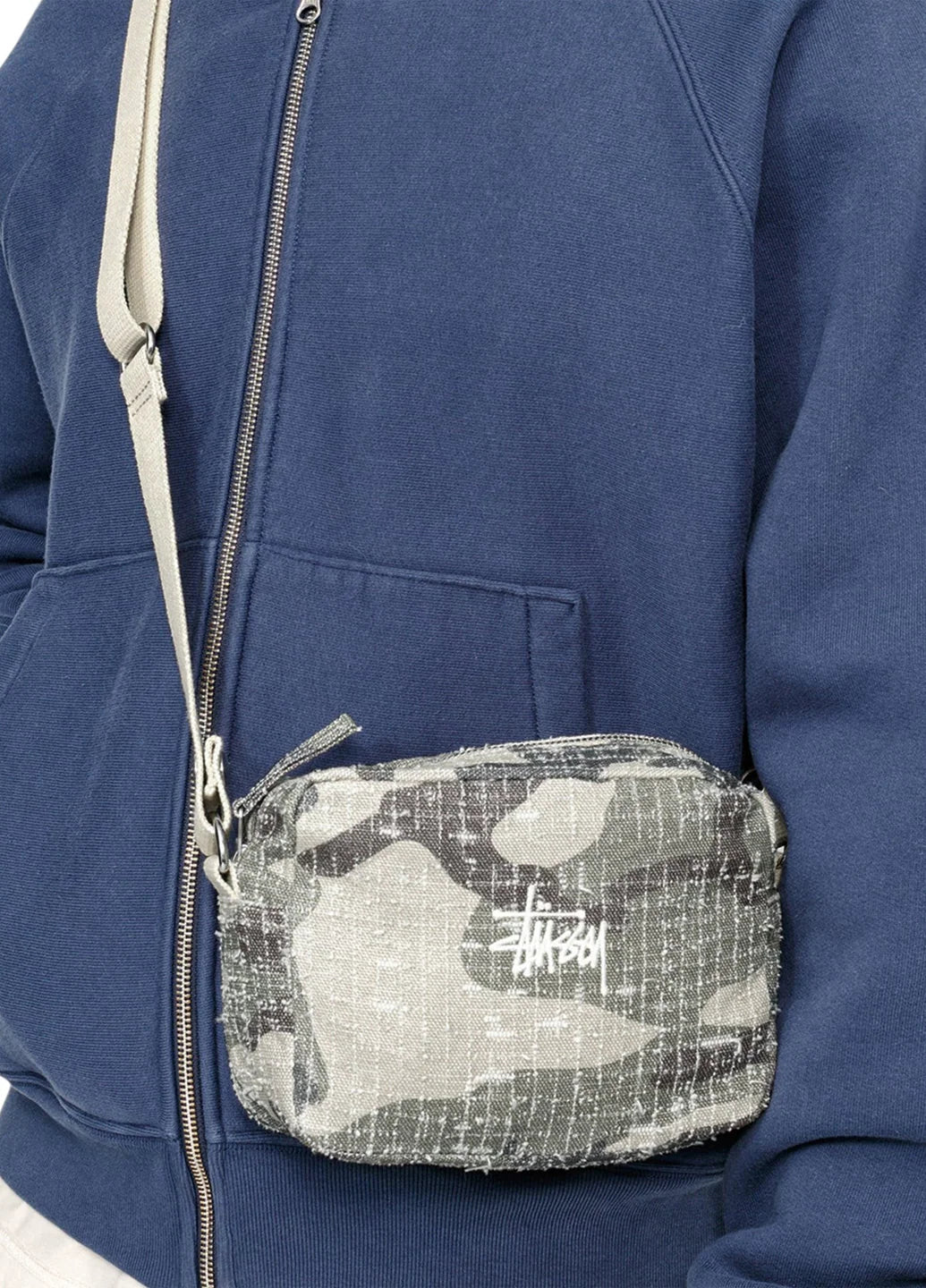 STUSSY NEEDLE PUNCH SIDE POUCH CAMO