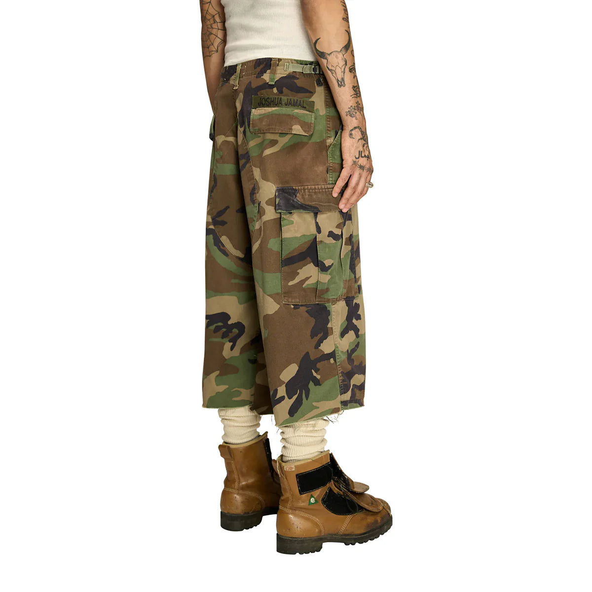 JOSHUA JAMAL WOODLAND CAMO NBHD SHORT