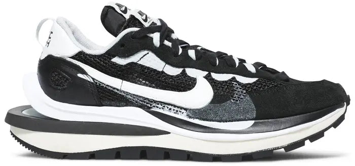 SACAI X NIKE VAPORWAFFLE 'BLACK WHITE'