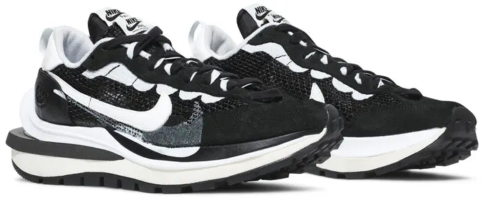 SACAI X NIKE VAPORWAFFLE 'BLACK WHITE'