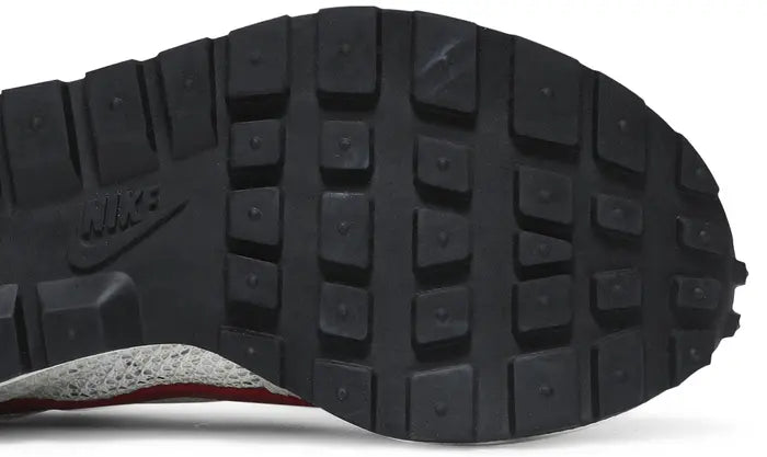 SACAI X NIKE VAPORWAFFLE 'SAIL'
