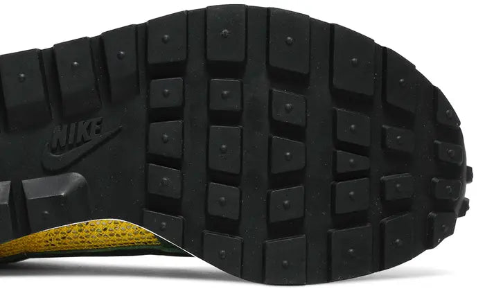 SACAI X NIKE VAPORWAFFLE 'TOUR YELLOW'