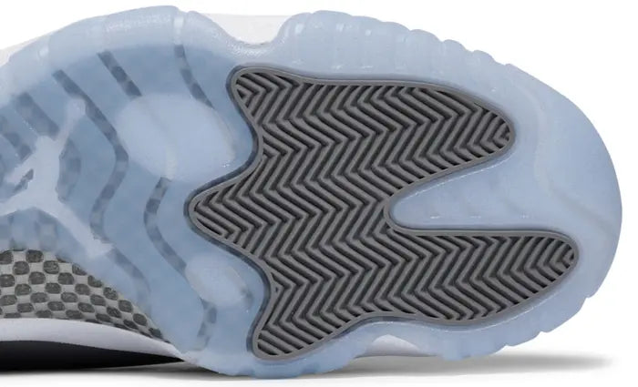 AIR JORDAN 11 RETRO “COOL GREY” (2021)