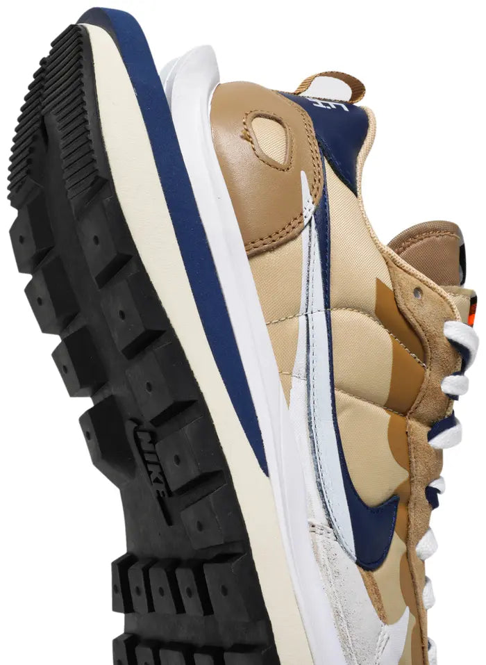 SACAI X NIKE VAPORWAFFLE 'SESAME BLUE VOID'